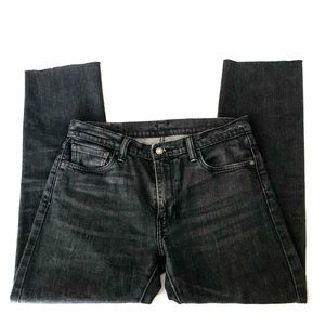 Levis 513